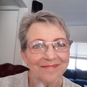 Meet your Posher, Paula